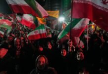 امریکہ-ایران جنگ: حالات انتہائی کشیدہ؛ ایرانی سپریم لیڈر کی دھمکی، عالمی منڈی میں تیل کی قیمتوں میں ہوشربا اضافہ